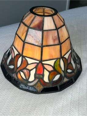 Stained Glass Tiffany-Style Lamp Shade in Warm Peach and Amber 6x8
